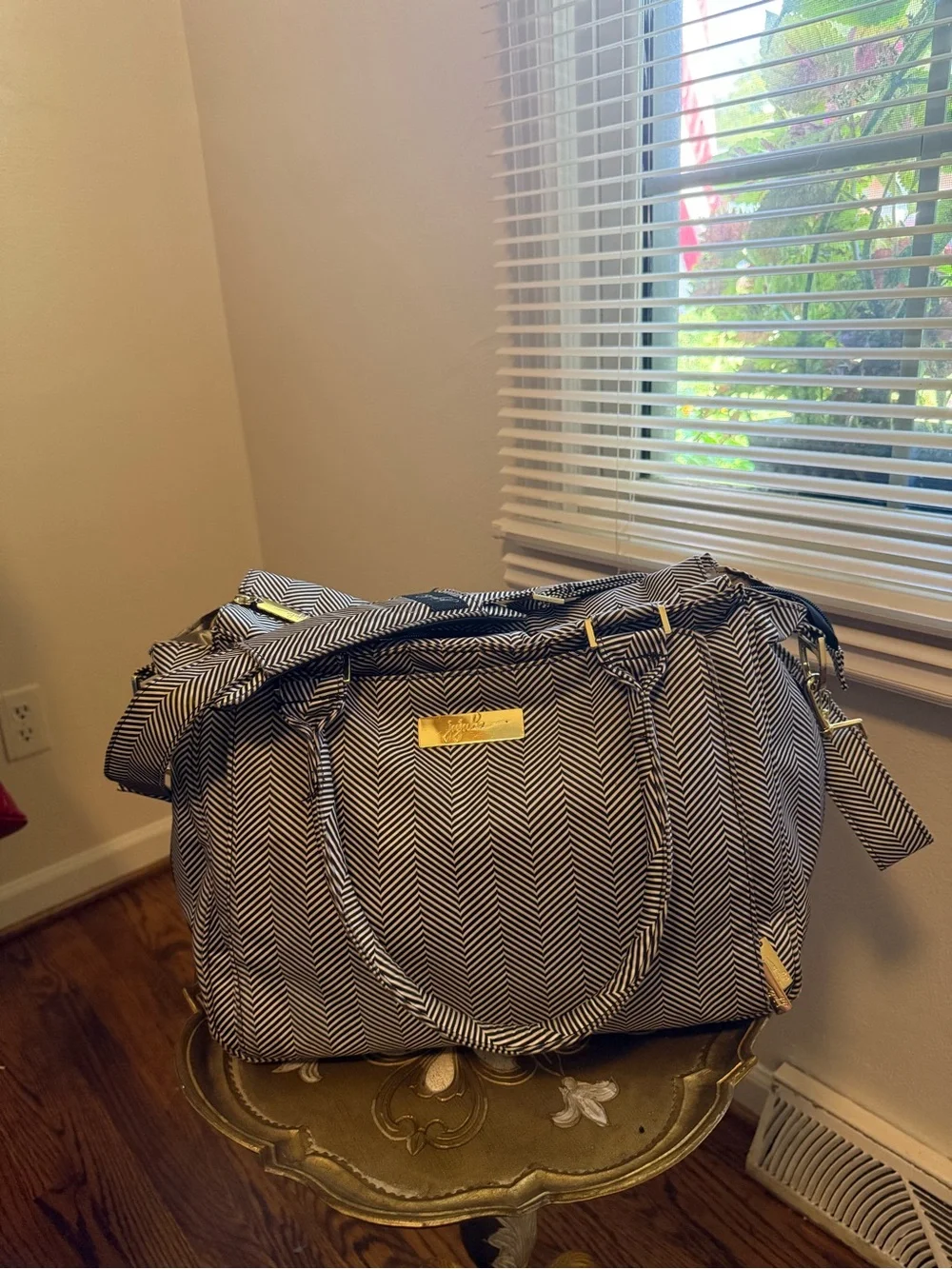 Ju-Ju-Be Herringbone Chevron Diaper Bag - Black & White